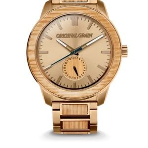 Watch made with bourbon barrels